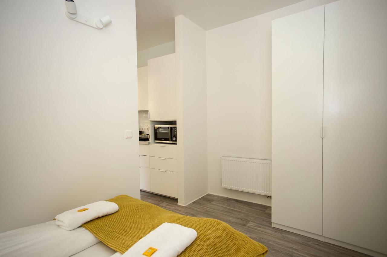 Zentral Gelegene, Helle Studio Apartments Nürnberg Exterior foto